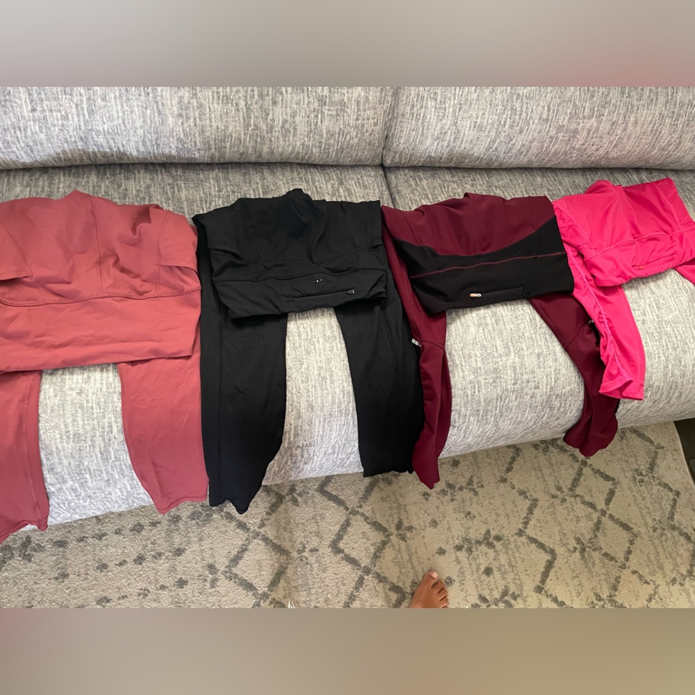 4 Pairs Of Leggings - Picture 6 of 6